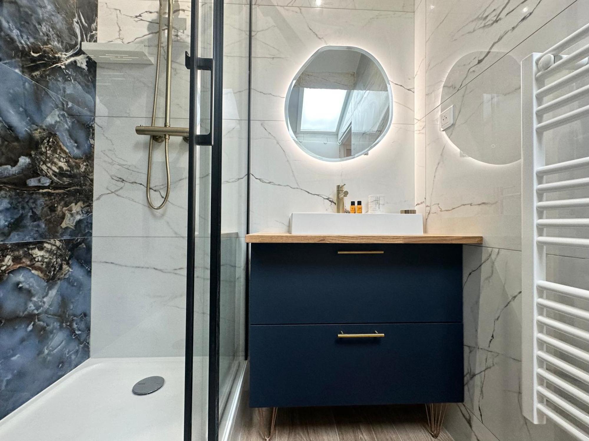 Appartamento Elegant Mansarde-place Du Pin Nizza
